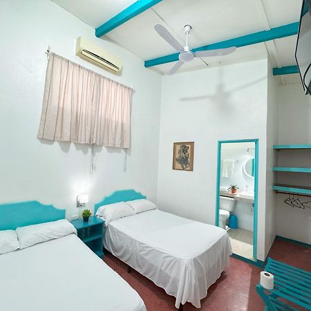 Hotel Petenchel Flores Kültér fotó