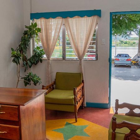 Hotel Petenchel Flores Kültér fotó