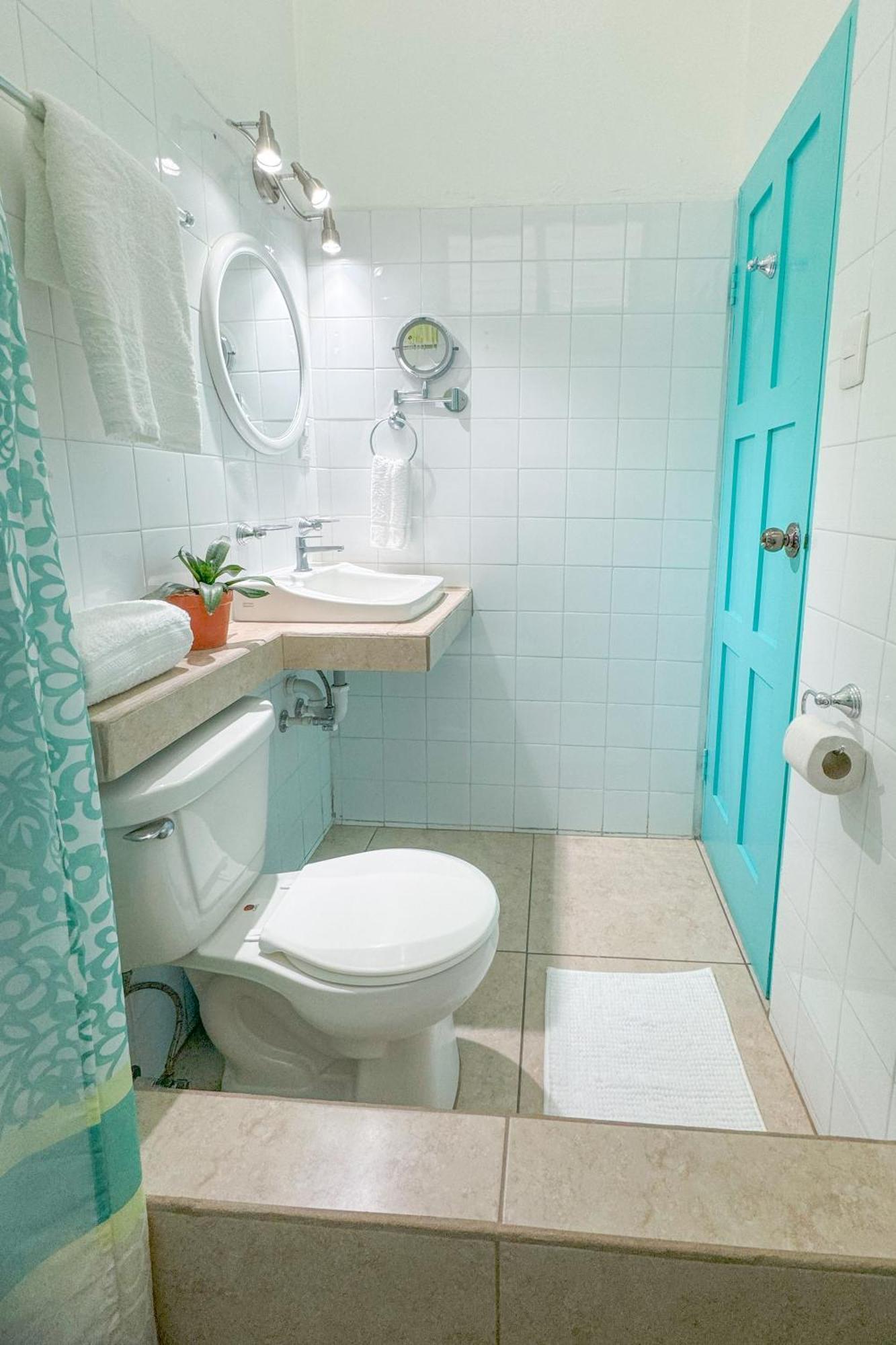 Hotel Petenchel Flores Kültér fotó