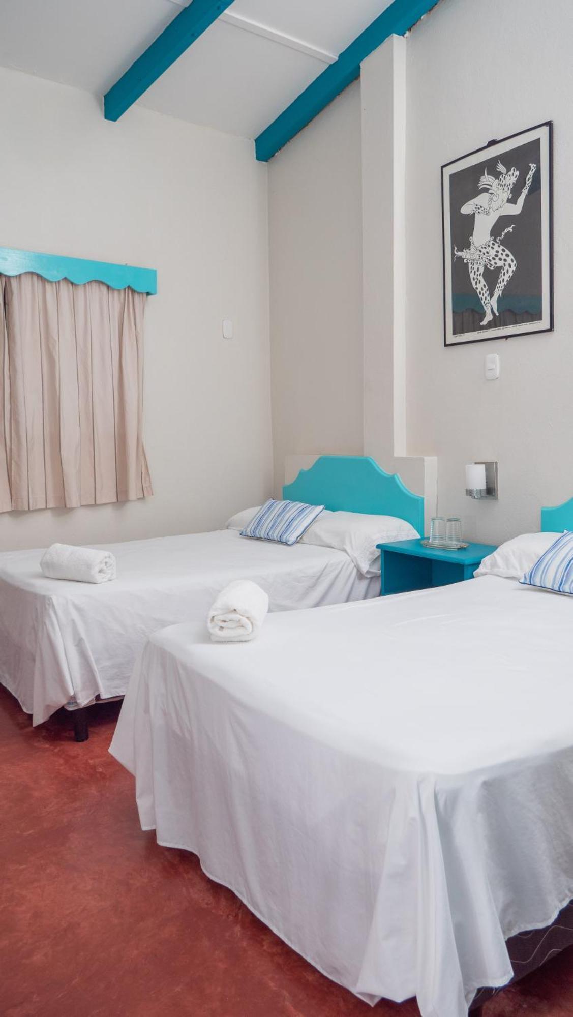 Hotel Petenchel Flores Kültér fotó